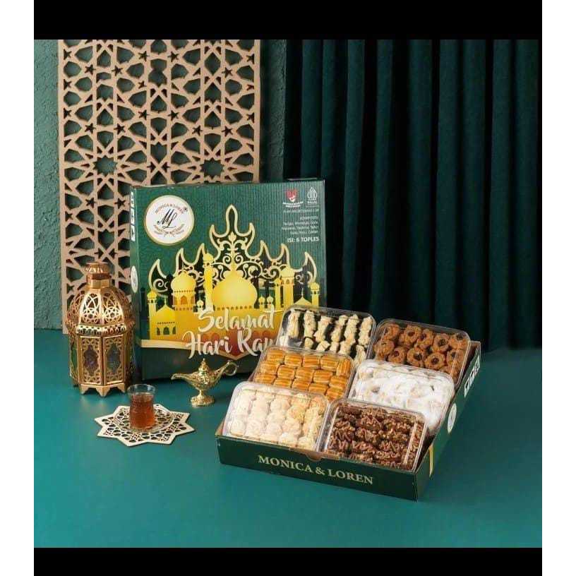 

PAKET HAMPERS KUE KERING LEBARAN SUPER ISI 6 MONICA LOREN