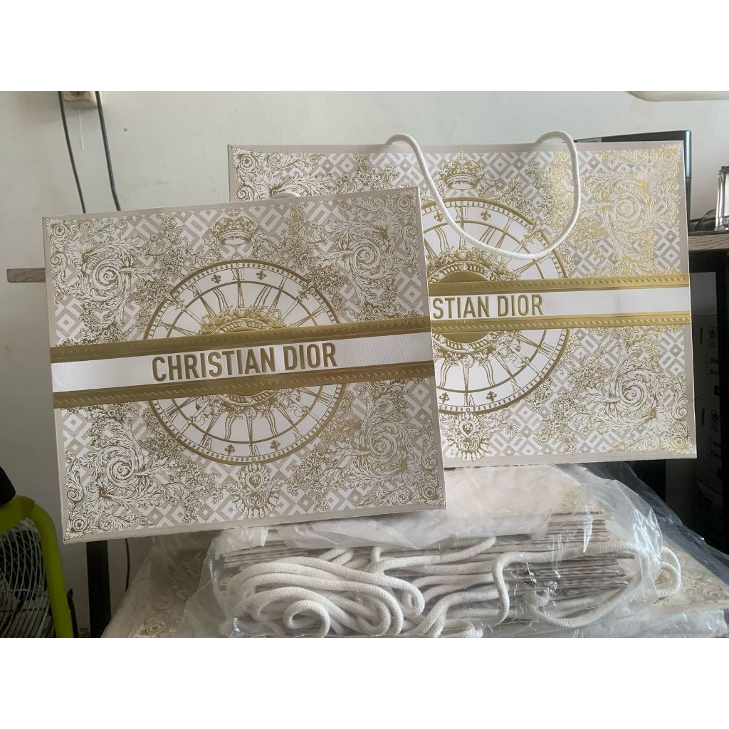 

D1or Paper bag size L & XL Autentic