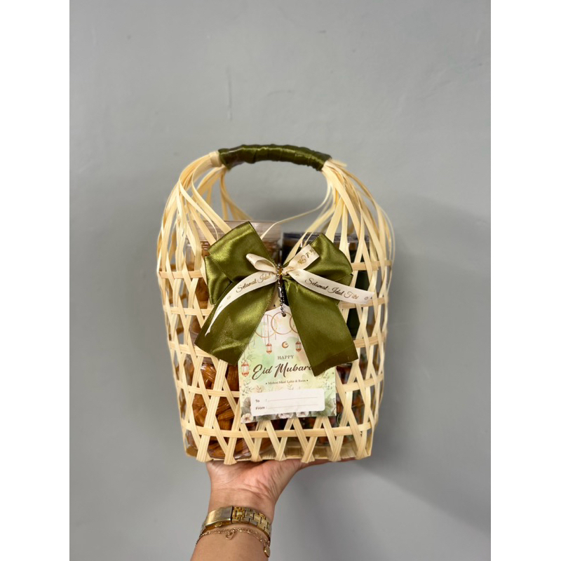 

Hampers lebaran keranjang “gold”