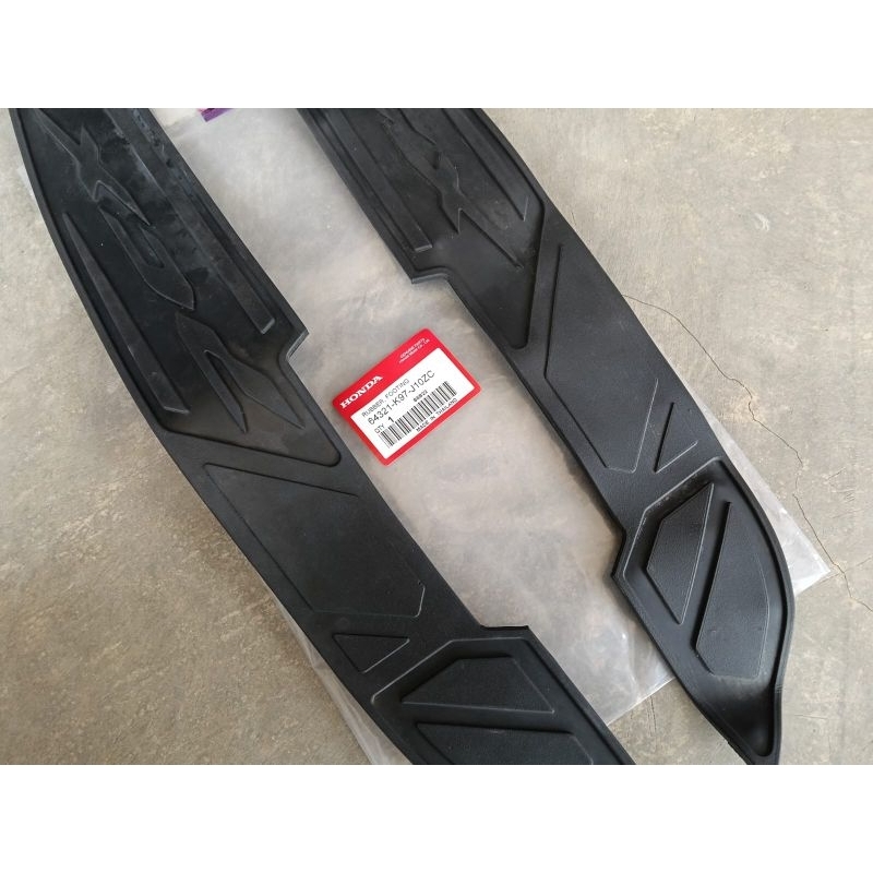 karpet pijakan kaki honda PCX 160/160 set kanan kiri thailand