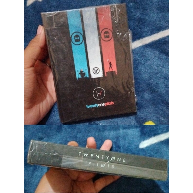 

Notebook hard cover twenty one pilots uk A5 agenda, catatan, diary, jurnal