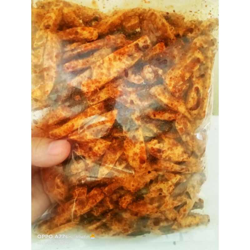 

basreng cikruh pedas nampol daun jeruk