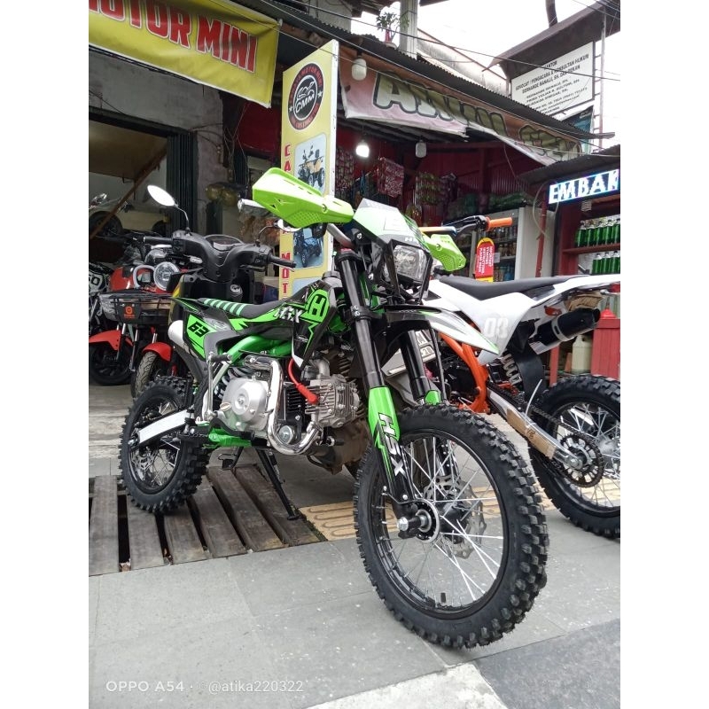 trail medium 110 cc HSX manual sprosneleng