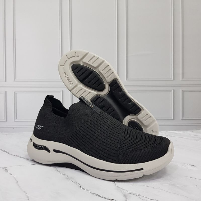 SKECHERS ARCH FIT ICONIC / SEPATU SKECHERS PRIA