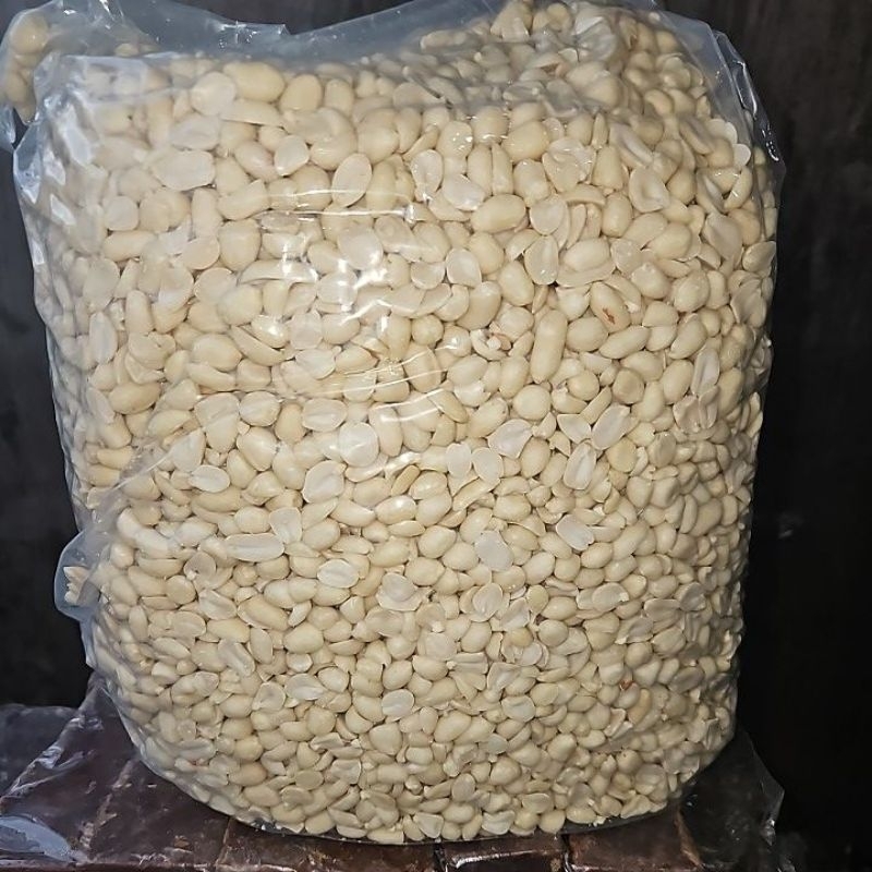 

NE Kacang Kupas Super 41/51 (1Kg)