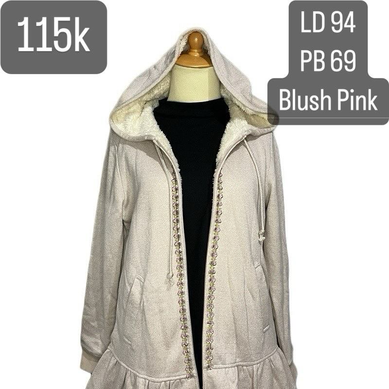 Preloved Jaket Merah Muda Renda