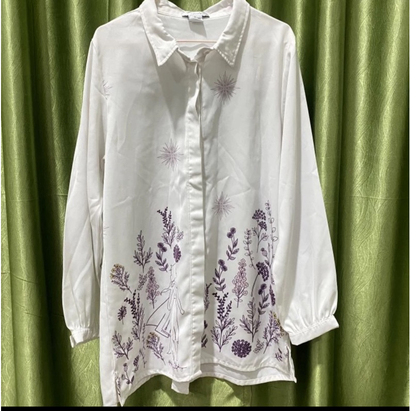 Preloved GEulis.id x Disney kemeja