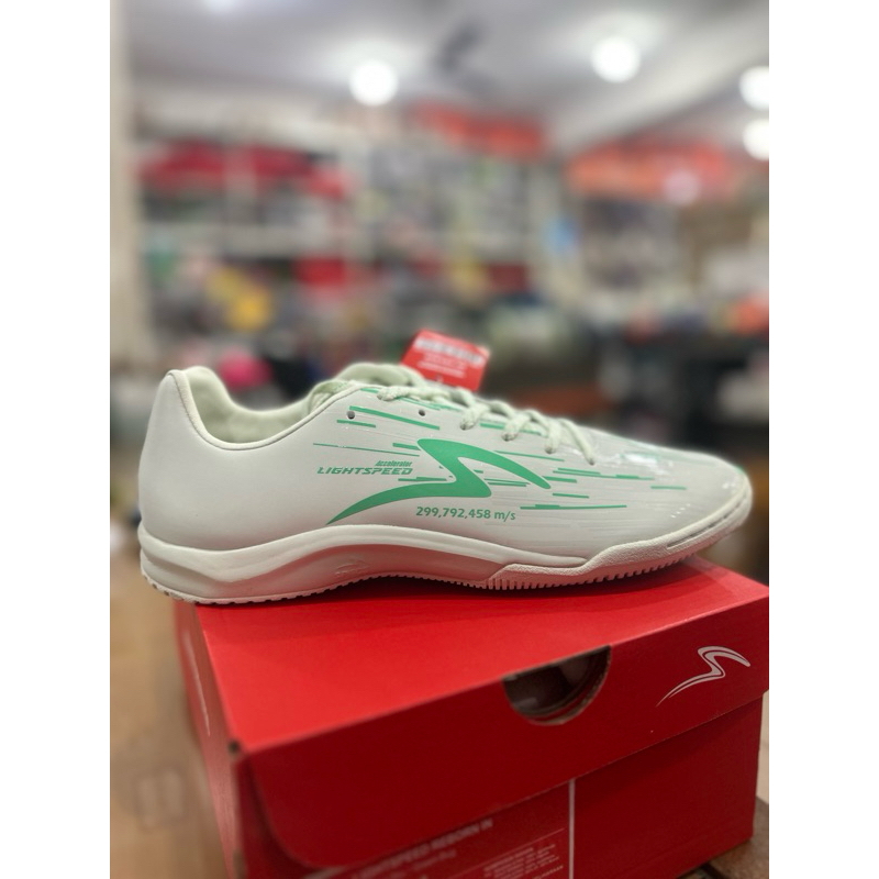 Sepatu Futsal Specs Lightspeed Reborn IN Green Bug