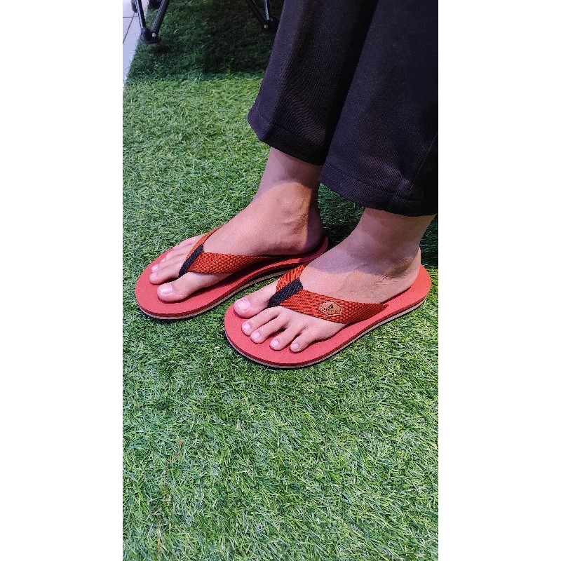 Sandal Jepit Leuser Reindeer