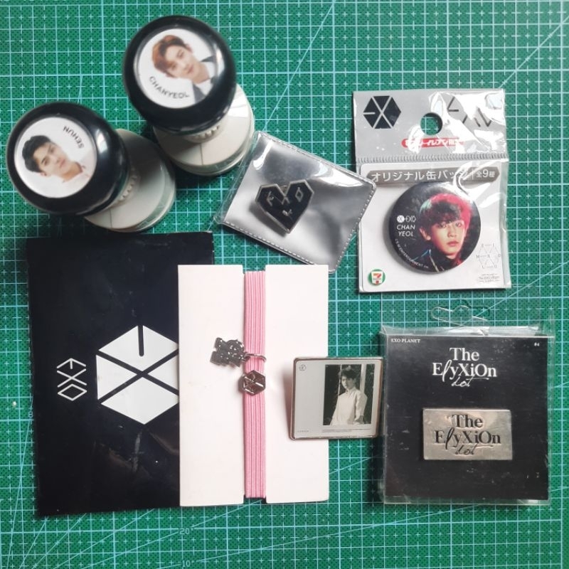 exo stamps universe sehun chanyeol elyxion badge exol welcome kit pin exordium japan bracelet baekhy