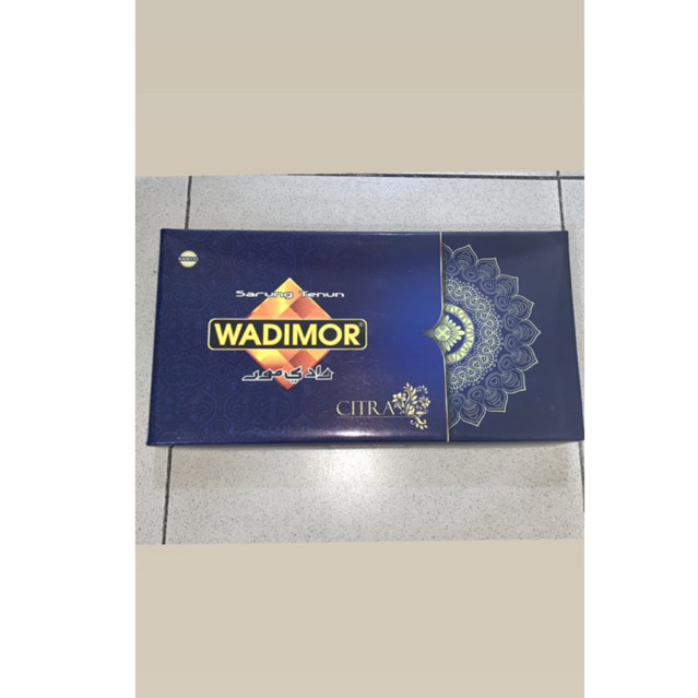 Sarung Wadimor Hitam Polos (Citra)