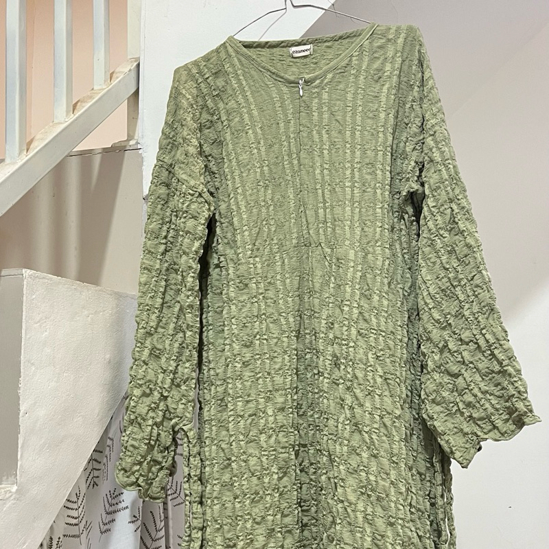 TALUNA ABAYA EZAMEER