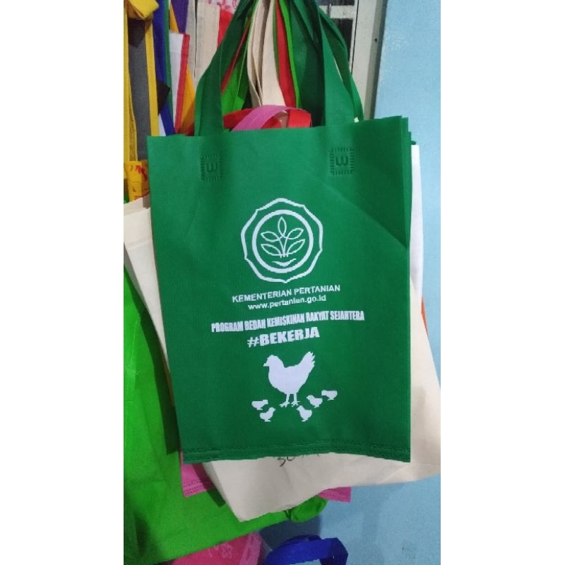 

JASA SABLON 1 WARNA 1 SISI TAS QTY 1-100PC