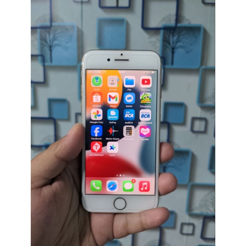 hp second iphone 7 128gb all ope