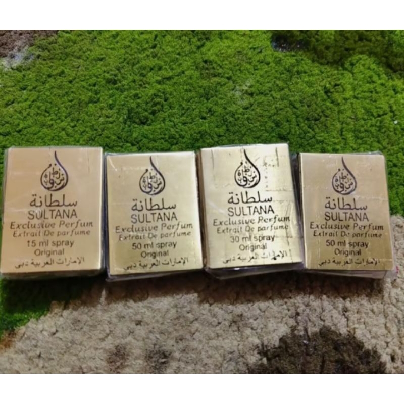 

Label plate custom untuk parfum.