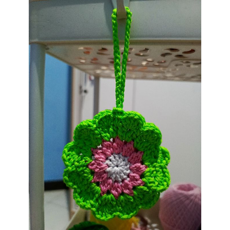 

angpao rajut karakter