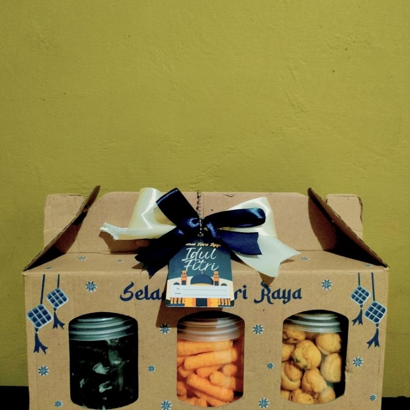 

hampers raya / hampers kue / hampers Snack / parcel kue / parcel kue / hampers murah