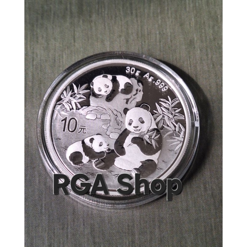 koin perak panda kapsul 2025