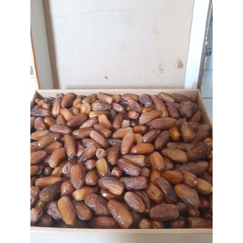 

New Kurma Tunisia Non Tangkai 5kg Full Daging Tanpa Tangkai