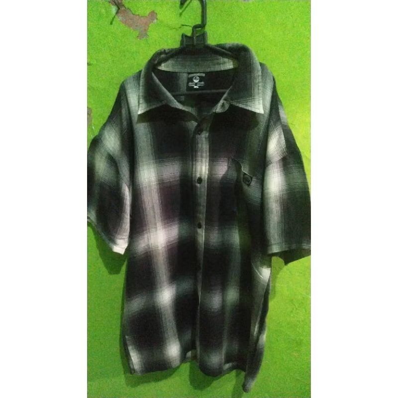 kemeja veterano lowrider