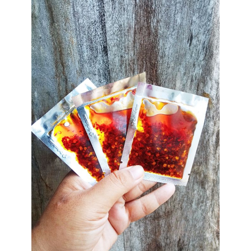 

Chili Oil Ebi/Minyak Cabe/Cocolan Cireng/Cocolan Dimsum/Chili Oil Sachet