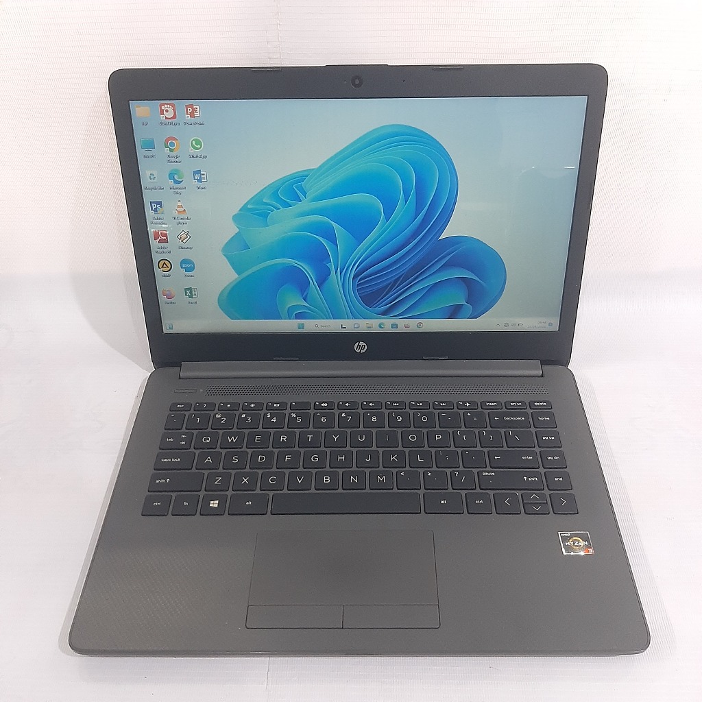 LAPTOP HP 245 G7 AMD RYZEN 3 3300U RAM 8GB NVME 256GB VGA AMD 2GB