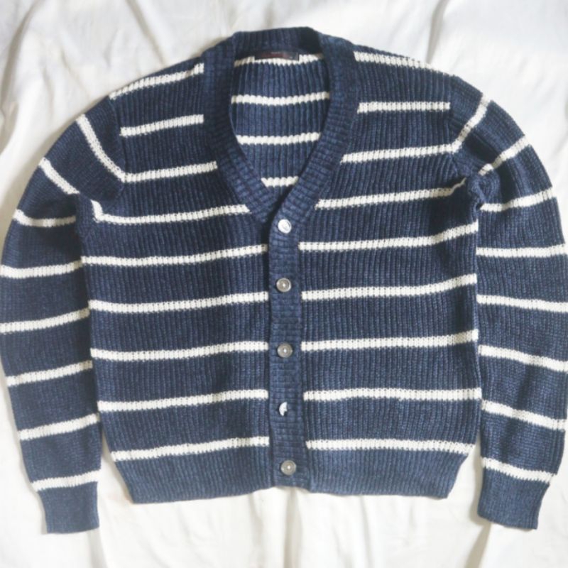 SIEG FAHRENHEIT Cardigan Salur Stripe Minus 1 Kancing Denim White Masih Cakep Knitwear Sweater Sweat