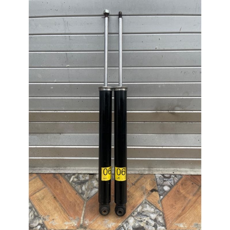 Shockbreaker Shock Skok Belakang Mercedes Benz Mercy W212 W 212 Original 2pcs
