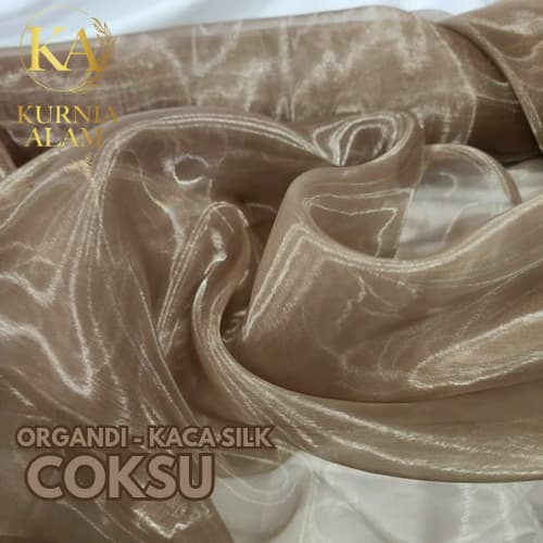 Kain Organdi Kaca Satin Silk Premium Warna Coklat Susu Bahan Dekorasi Aksesoris Outer Kebaya Korea