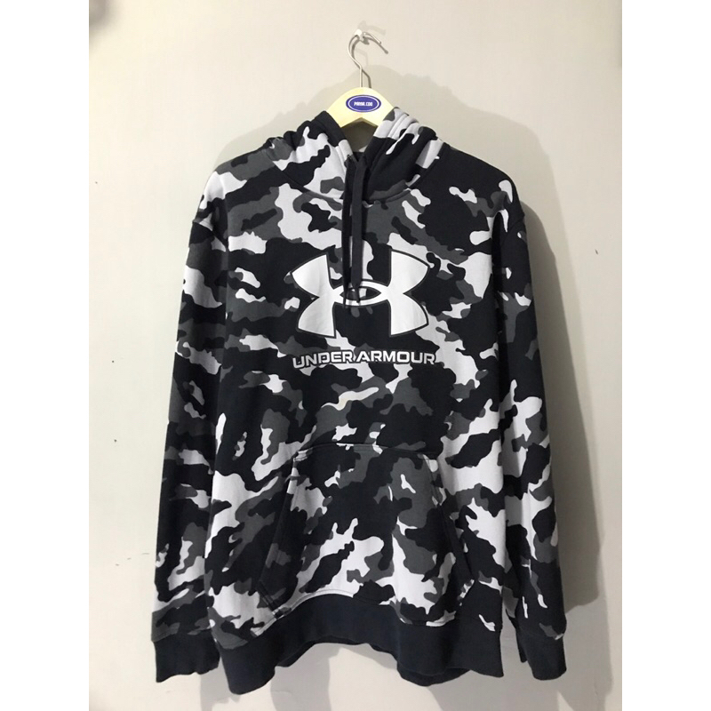 Hoodie under armour camo