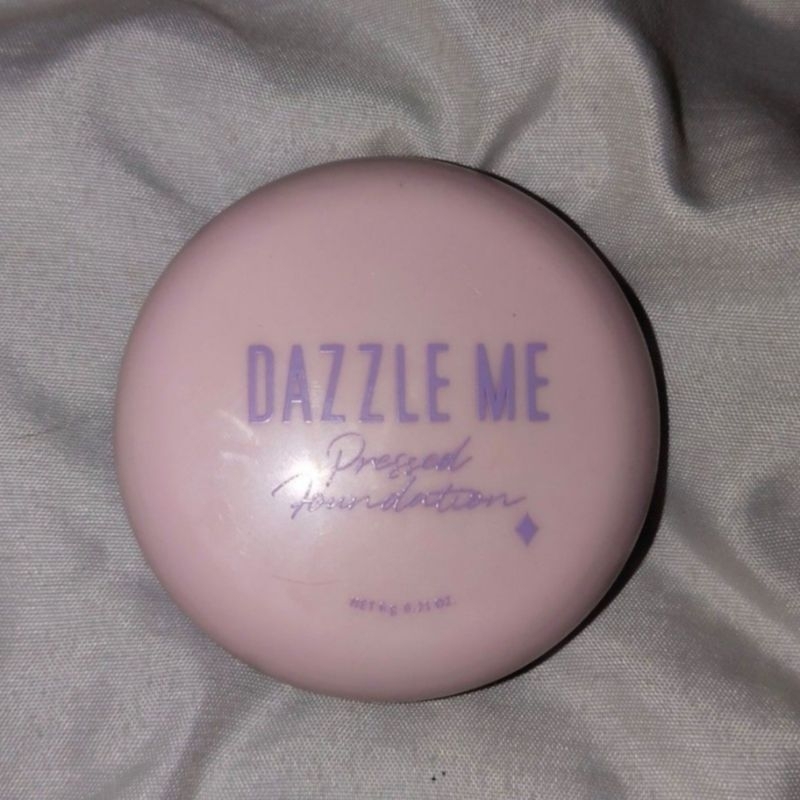 bedak dazzle me