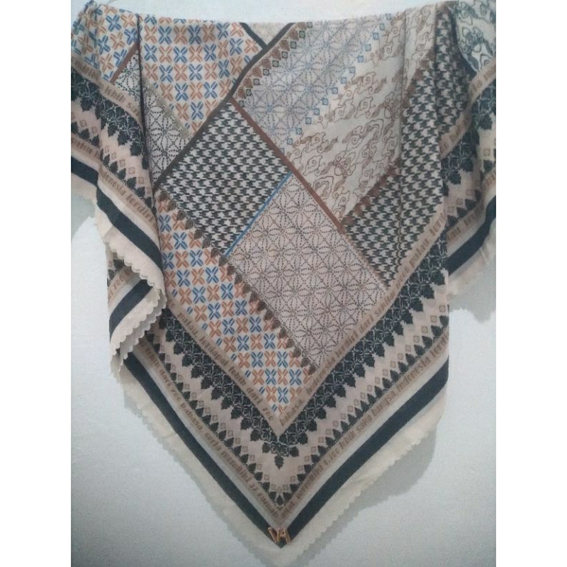 PL scarf vanilla hijab