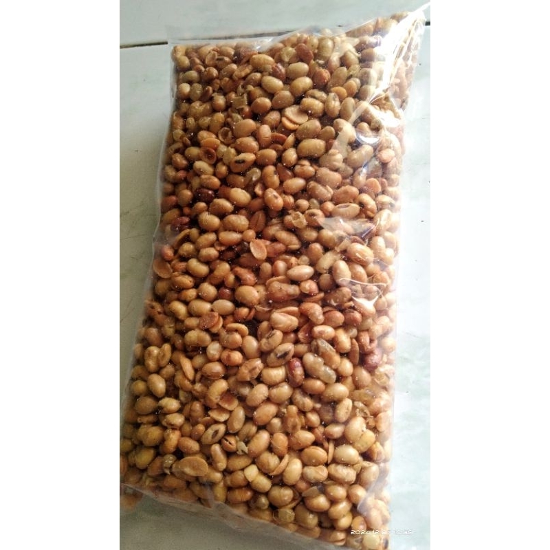 

Lezatoz_Genz Kacang Kedelai Goreng Asin Gurih Renyah 1Kg