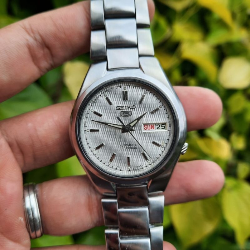 Seiko 5 Automatic SNK601K1 White Dial SNK601 7S26-02F0 Dial Motif Tikar