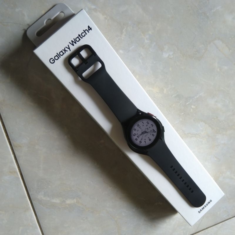 Jam Tangan Smartwatch Galaxy Watch 4 Preloved / Watch4 Second