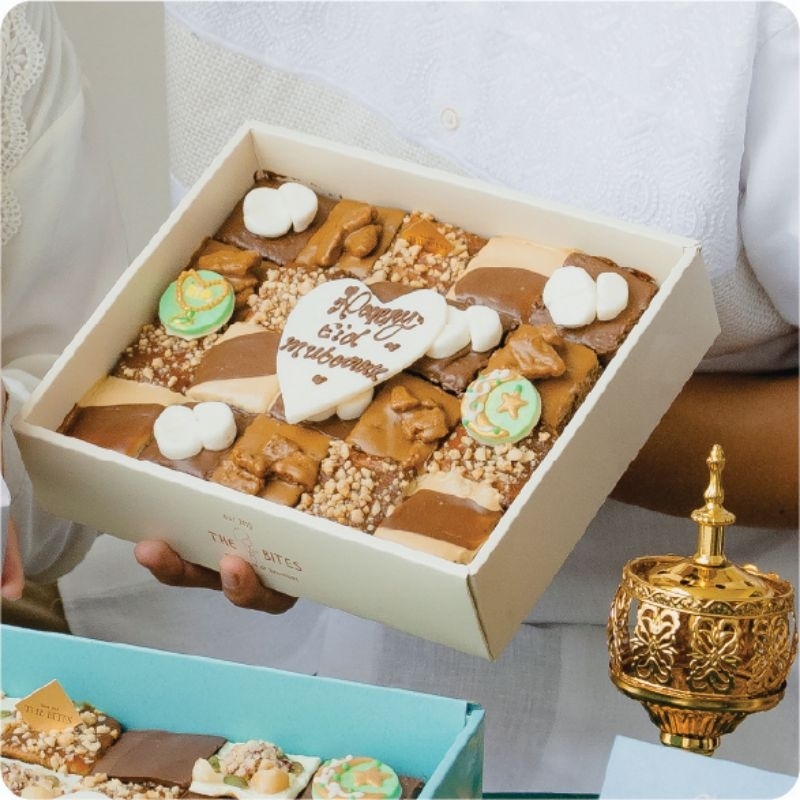 

Package K 20 Pcs Brownies/Brownies Lebaran/Brownies Idul Fitri
