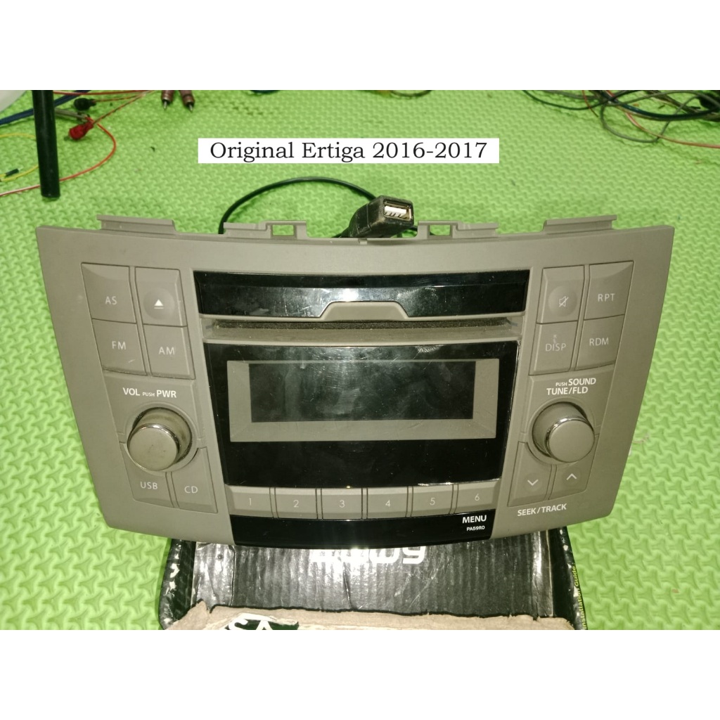 Tape Mobil Ertiga Head unit Suzuki Ertiga Dengan bracket tanpa soket.