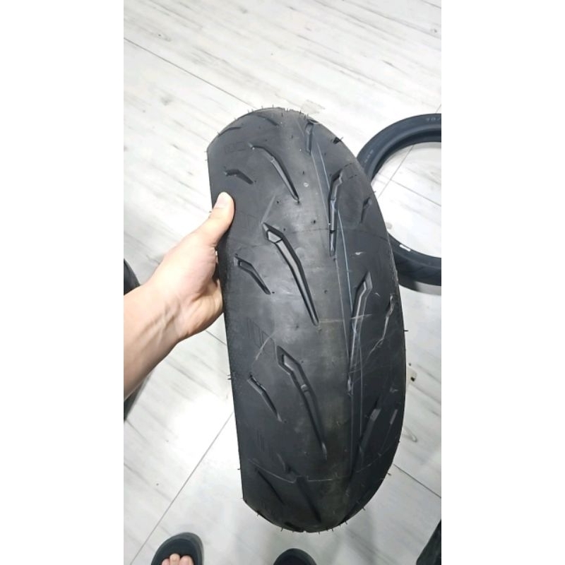 Ban michelin pilot power 6 180 55 17 New