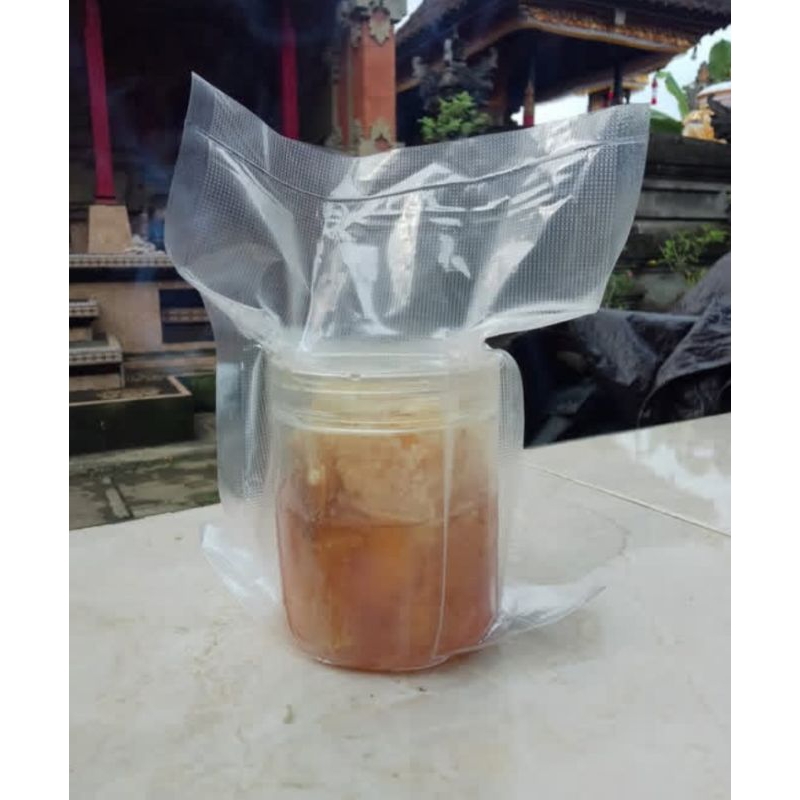 

sarang lebah+ madu (500gram)