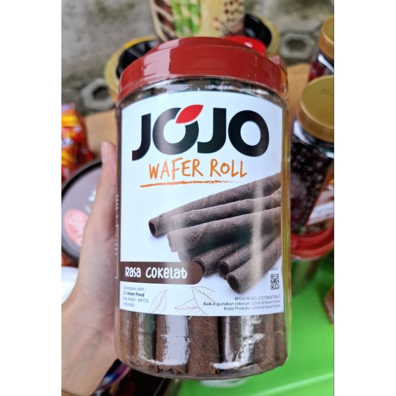 

JOJO Wafer Roll kemasan toples 260gr