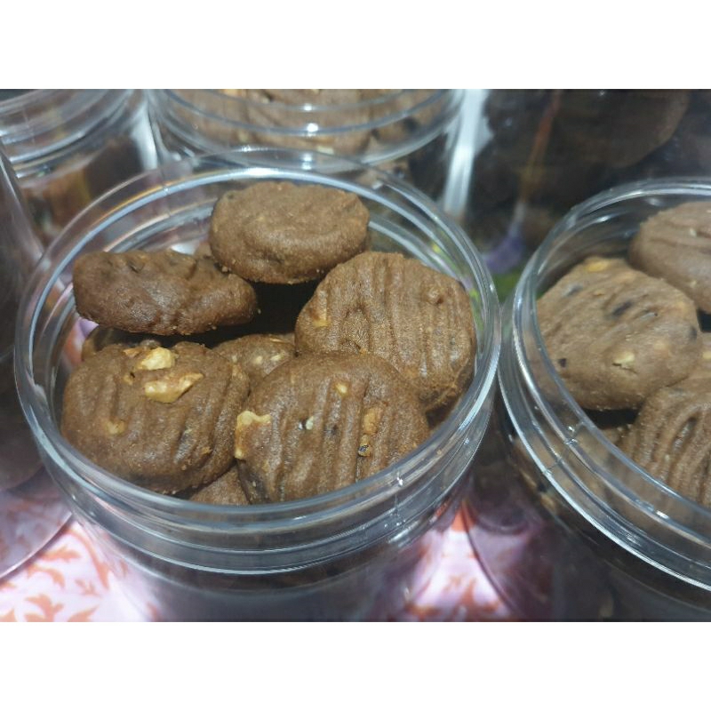 

Cookies Coklat Kacang Mede Chocochip Premium