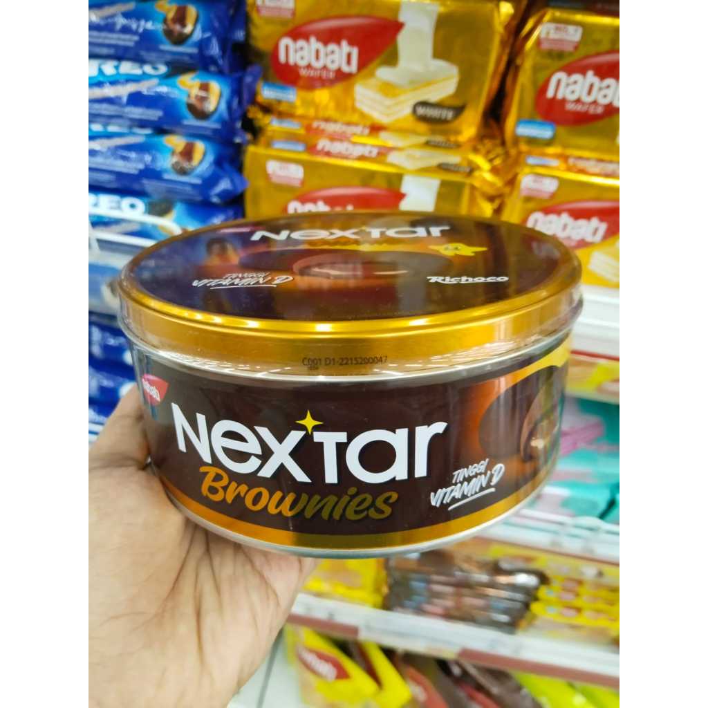 

Nextar Brownies / Nabati Nextar Brownies Coklat / Biskuit Nextar Brownies Chocolate Kaleng 160g