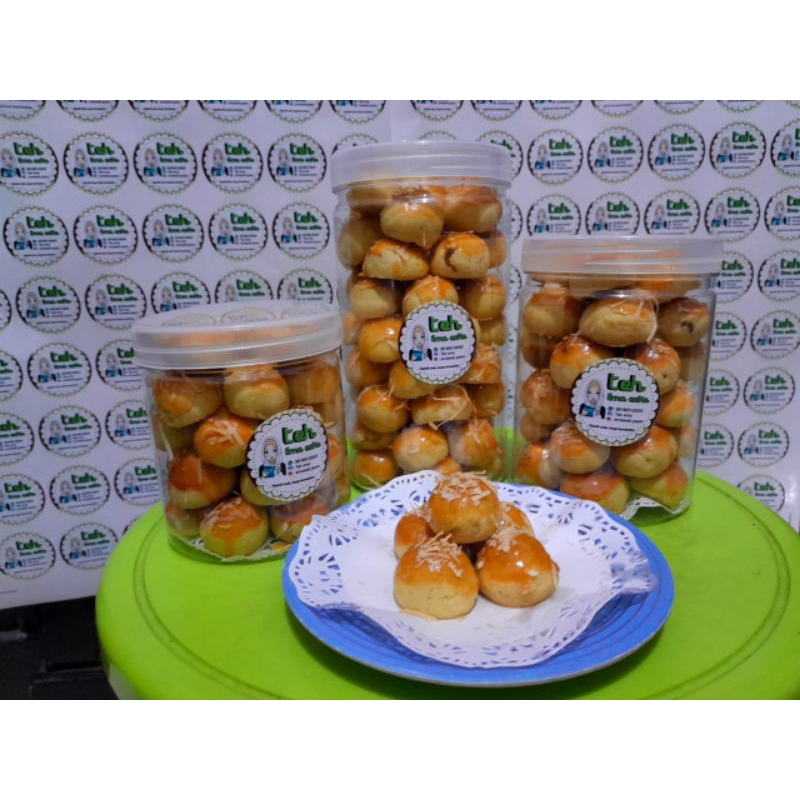 

KUE NASTAR PREMIUM