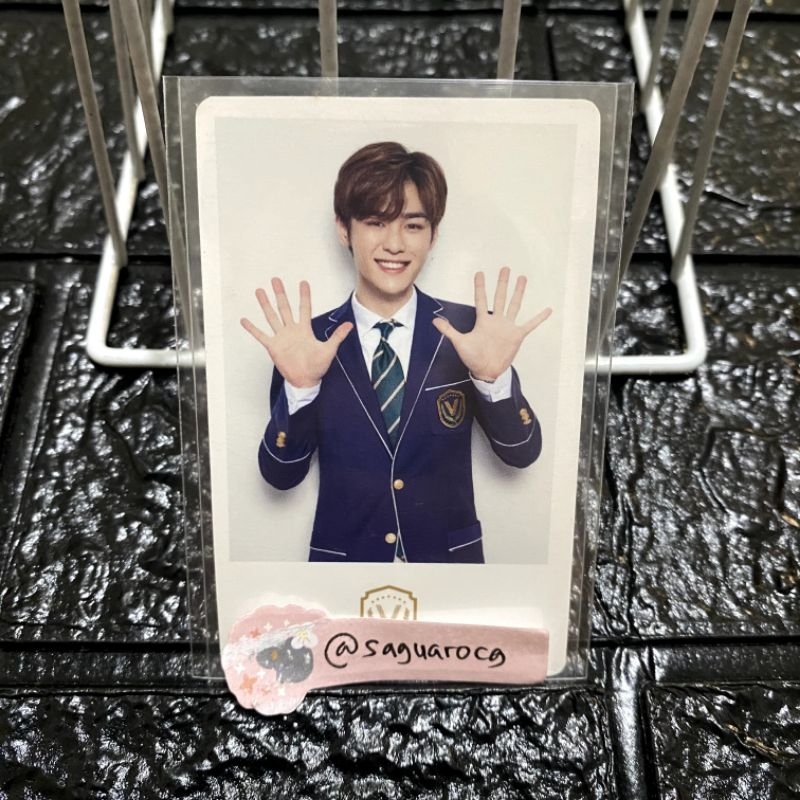 WAYV KUN BACK TO SCHOOL B2S 2019 19 POB 11ST PHOTOCARD