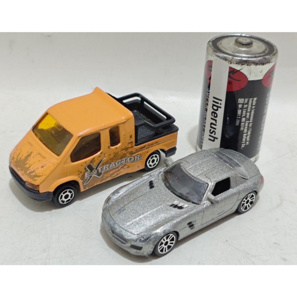 Set diecast majorette ford transit , majorette mercedes benz sls 1/59