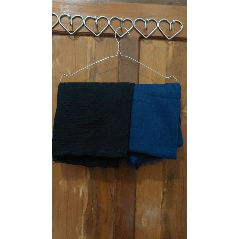 PRELOVED PASHMINA CRINKLE DAN JERSEY HITAM NAVY MOCCA