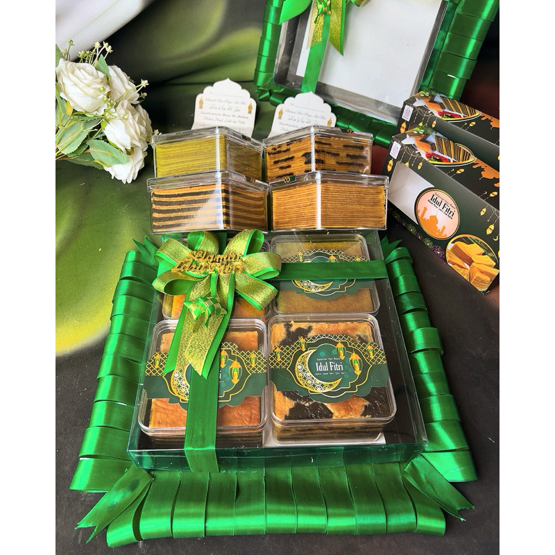 

HAMPERS IDUL FITRI LEBARAN PAKET 4 VARIAN LAPIS LEGIT BANGKA (RASA ORIGINAL, PRUNES, COKLAT, PANDAN)