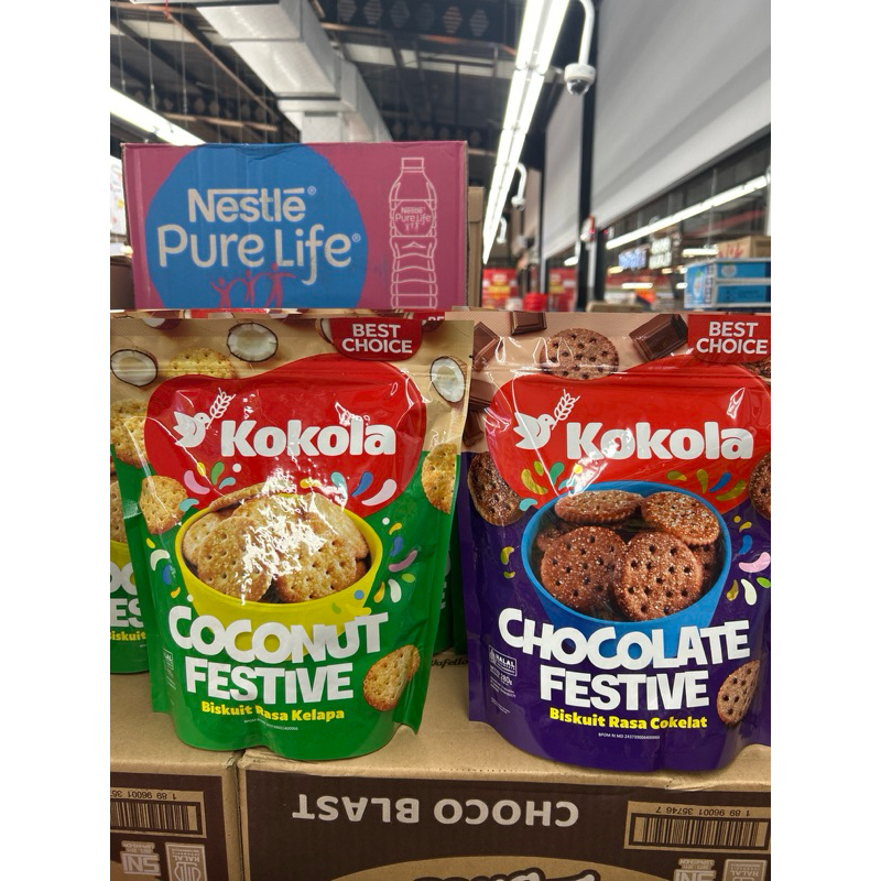 

KOKOLA festive Biskuit aneka rasa 280/300gram