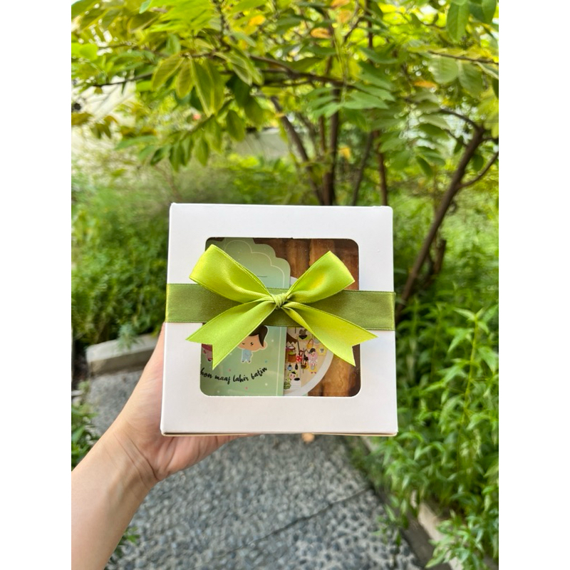 

Cookies Lebaran Hampers (Eid Mubarak Hampers)