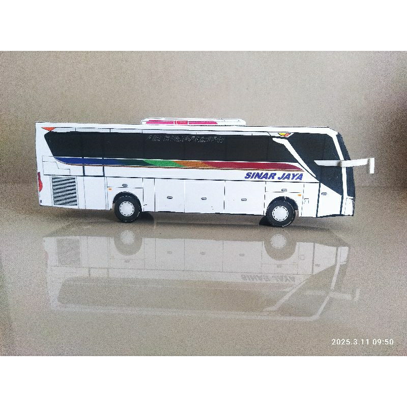 Miniatur Bus Sinar Jaya JB3